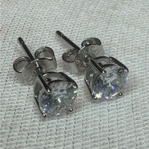 Stud Earrings Cubic Zirconia Solitaire | Diamond Look